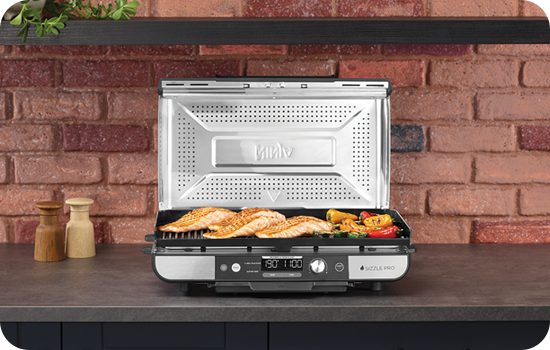 Descoperă Ninja Sizzle Pro XL Grill & Plită