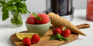 Sorbet de căpșuni la CREAMi NC302 by Mâncarea lui Andrei