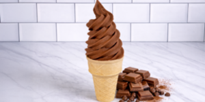 Înghețată de ciocolata la Swirl by CREAMi