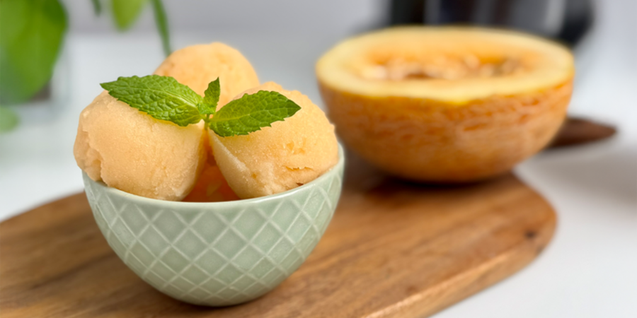 Sorbet de pepene galben la CREAMi Deluxe by Mâncarea lui Andrei