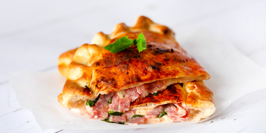 Calzone cu salam și ricotta la airfryerul Double Stack XL SL400